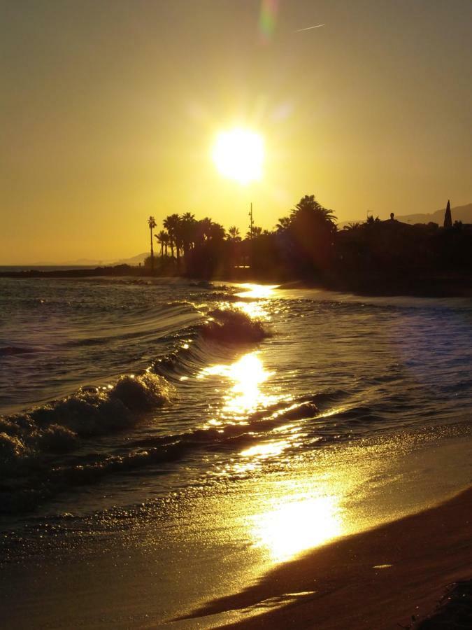Cozzy Flat In A Quiet And Nice Area / Acogedor Apartamento En Zona Tranquila Y Agradable Cambrils Exterior photo